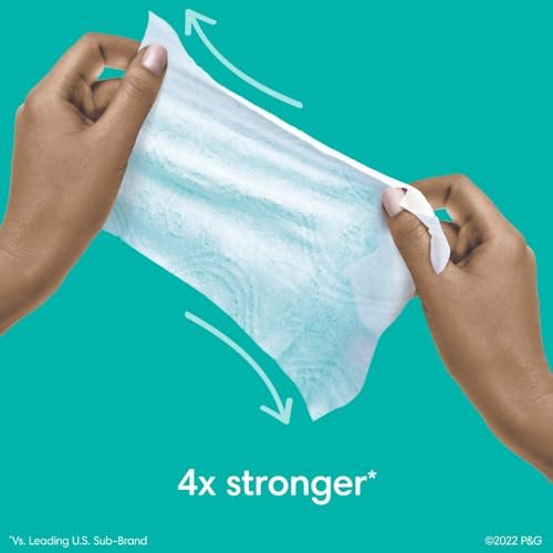 Pampers Baby Clean Wipes, Baby Fresh Scented, 1 Flip-Top Pack (72 Wipes Total) - Image 2