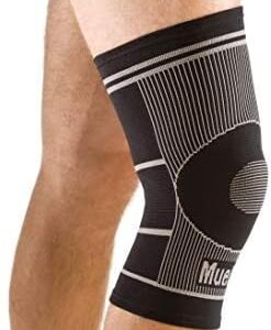Mueller 4-Way Stretch Knee Support, Black, S/M 12.0-15.5 Inches